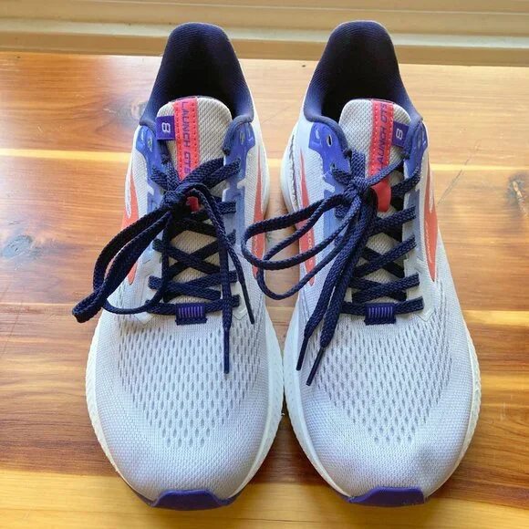 Brooks Launch GTS 8 running size 8.5 - Picture 2 of 8